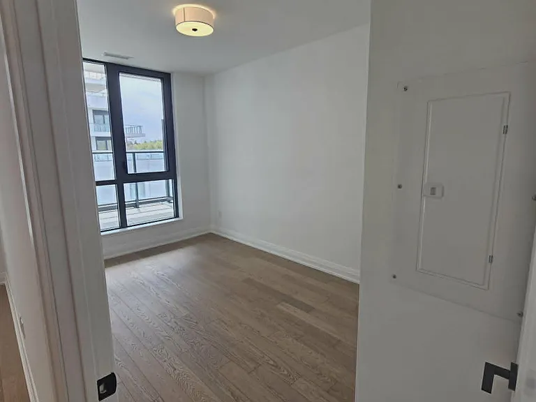 505 Glencairn Ave #202 — Photo 15