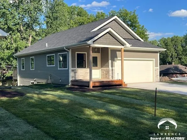 1232 Walnut St, Eudora, KS 66025