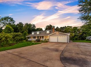 1928 Battle Creek Rd, Charlotte, MI 48813