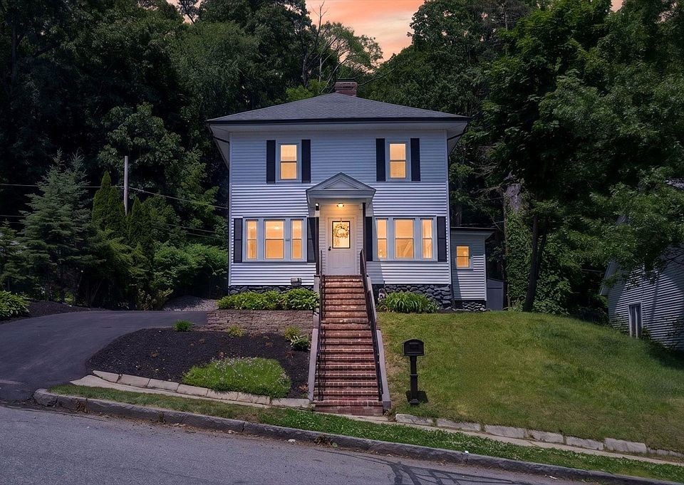 1st image of 26 Rob Roy Rd