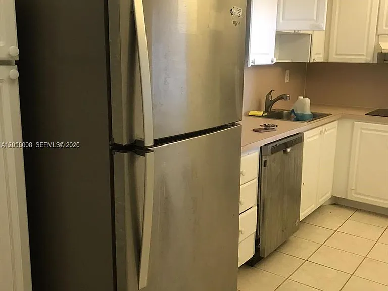 19380 Collins Ave #1018 — Photo 3