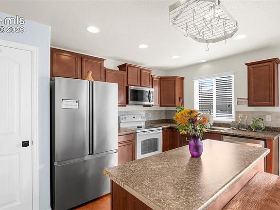 3rd image of 2456 Sierra Springs Dr