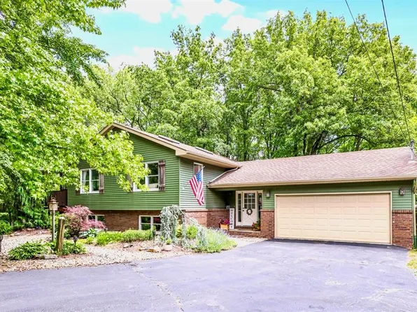 1220 Bridge Park Dr, Alton, IL 62002