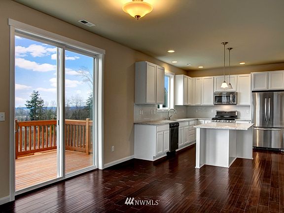5th image of 814 77th Drive SE Lot36