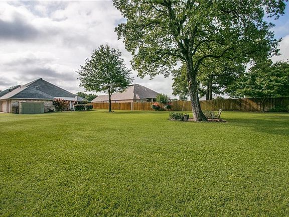4th image of 3303 Oak Run Ln