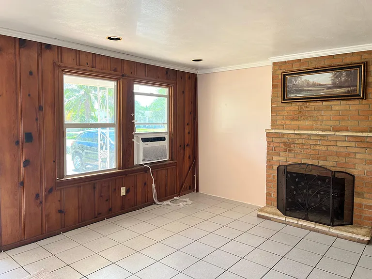 505 Foresteria Dr — Photo 17