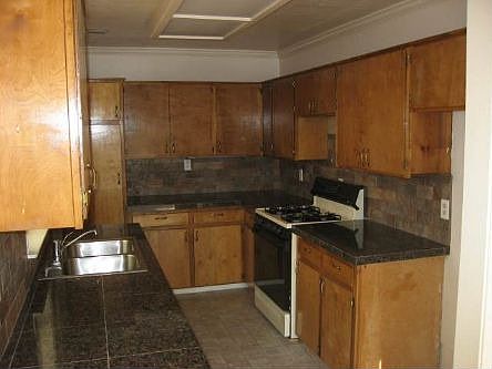 galley kitchen