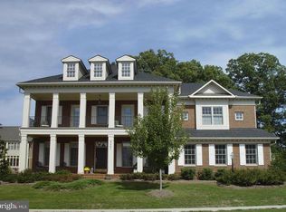 8267 Roxborough Loop, Gainesville, VA 20155