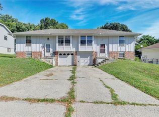 7306 NW 82nd St, Kansas City, MO 64152