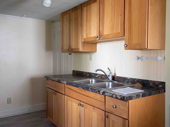 2nd image of 195 Riverside Dr #2F