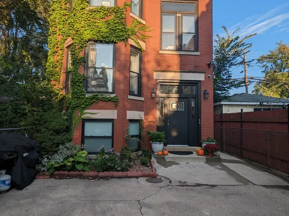 2449 N California Ave, Chicago, IL 60647