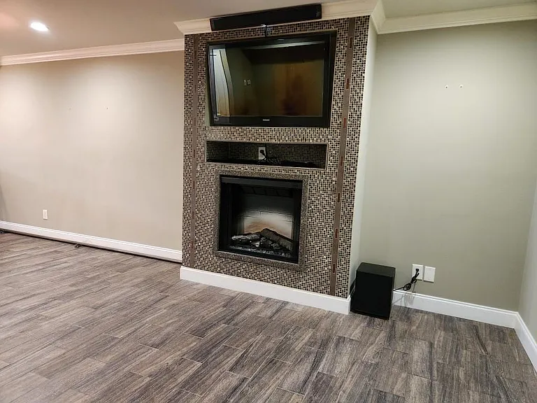 1085 Holly Dr #2 — Photo 6