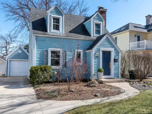 821 Minakwa Dr, Madison, WI 53711