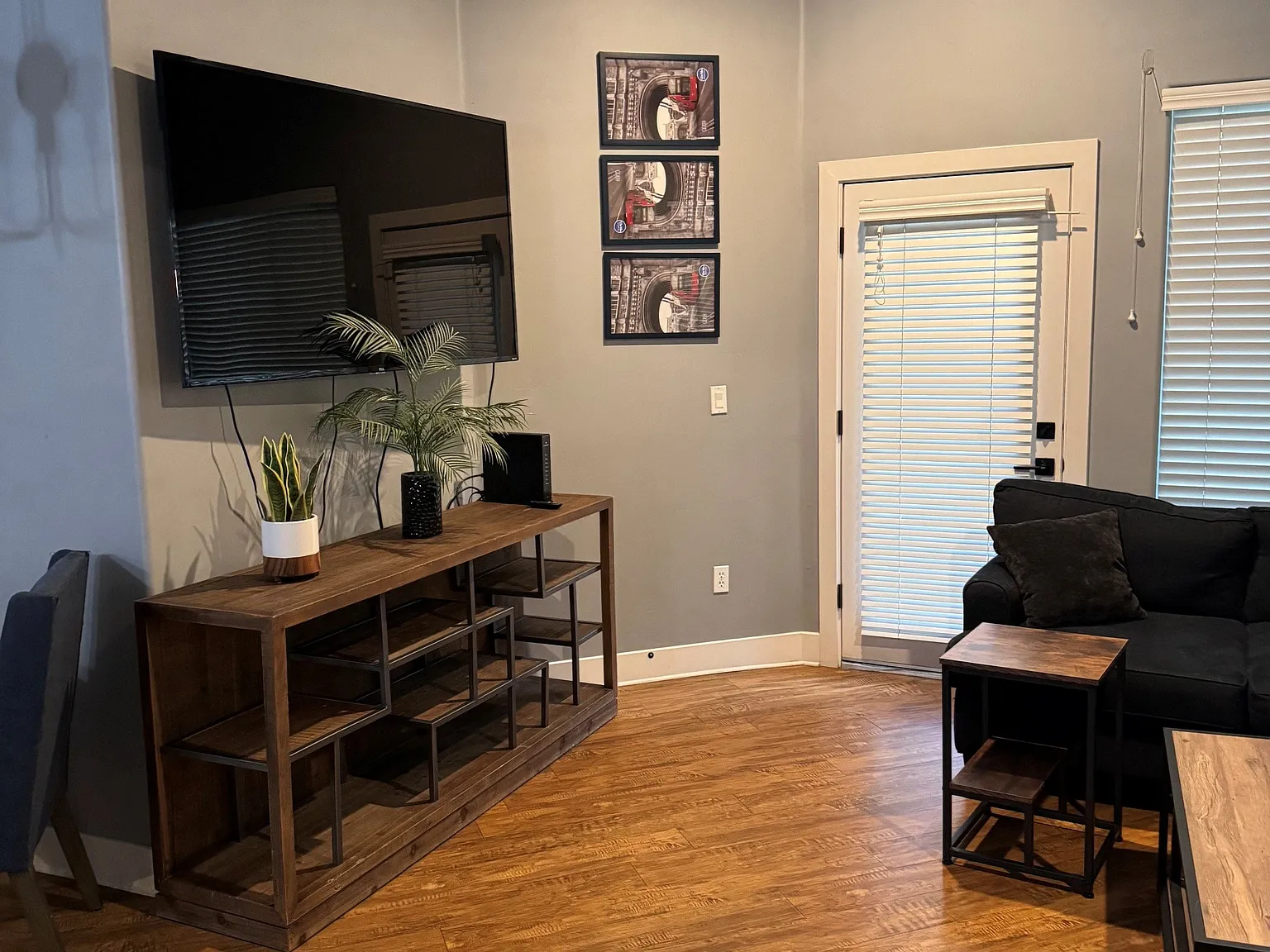 2 bed, 1287 sqft, $2,650 — Photo 3