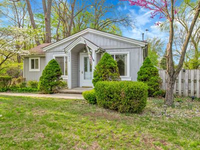 28940 Broadmoor St, Livonia, MI, 48154