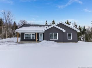 90 Shields St, Douglas, NB E3G0J8