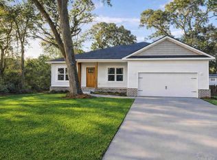 4046 Woodfin Cir, Pace, FL 32571