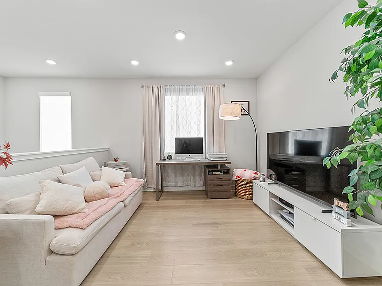 27218 Narrowleaf Willow Ln — Photo 19