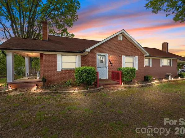 137 Foursquare Rd, Mooresville, NC 28115