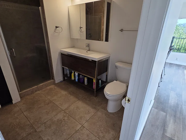 104 Westdale Ct — Photo 14