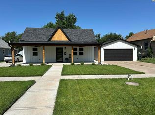 505 N West Ave, Lyons, KS 67554