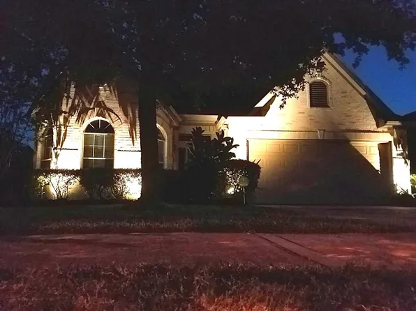 2422 Doral Dr, Baytown, TX 77523