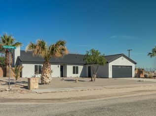 2329 Shore Hawk Ave, Thermal, CA 92274