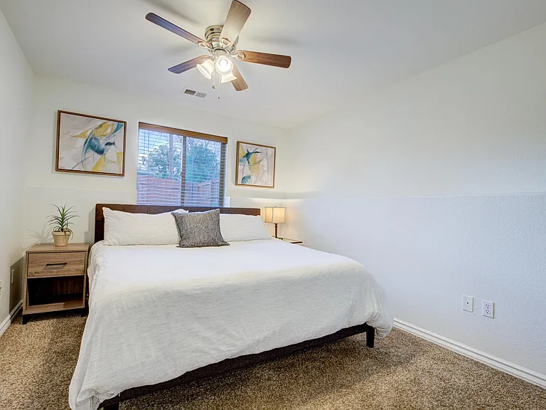 4411 Fillmore St — Photo 5