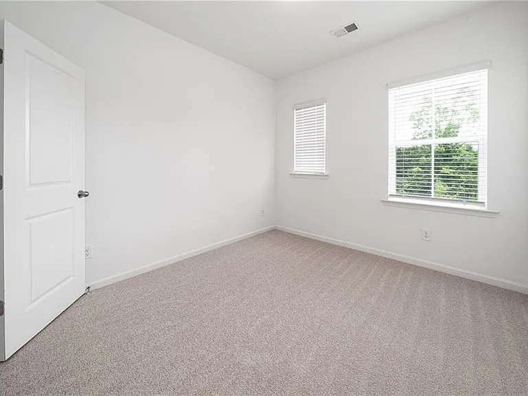 307 Danville Ave — Photo 35