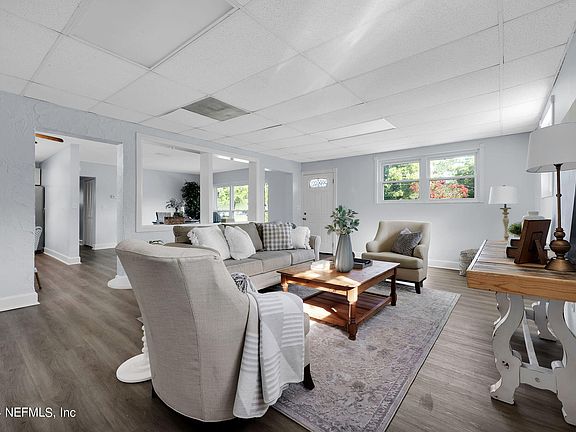 4th image of 6610 STARLING Avenue
