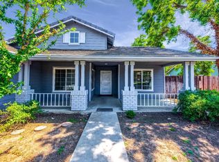 2664 Dennis Ave, Clovis, CA