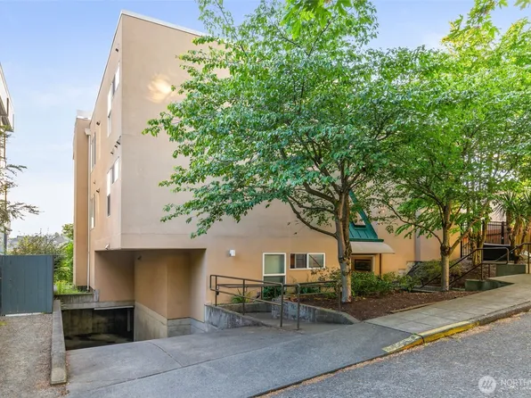 2241 13TH Avenue W #201, Seattle, WA 98119