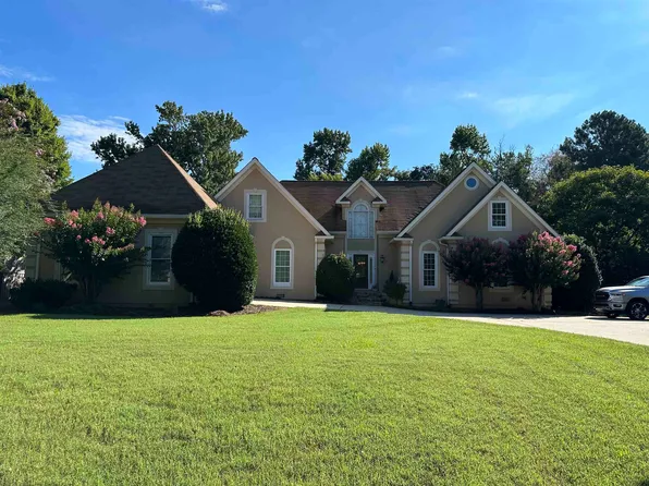 1413 Cedar Dr, Madison, GA 30650