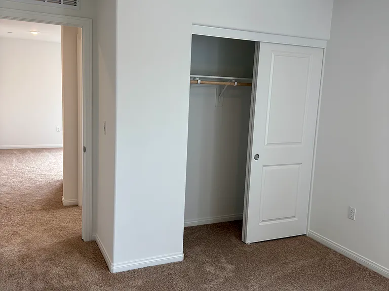 1261 Galaxy Way — Photo 36