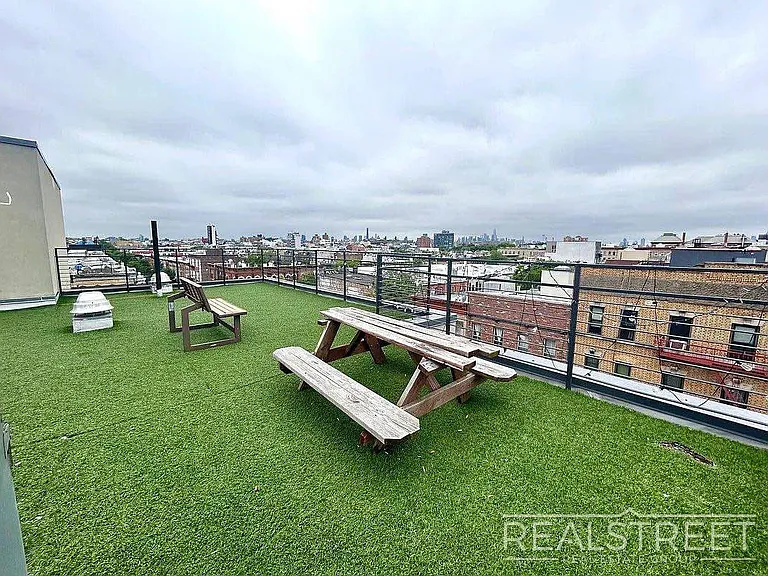 286 Stanhope St #3D — Photo 7