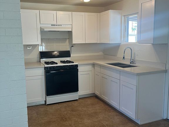 3rd image of 6029 N 32nd Dr
