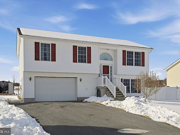 4th image of 109 Mulberry Ln