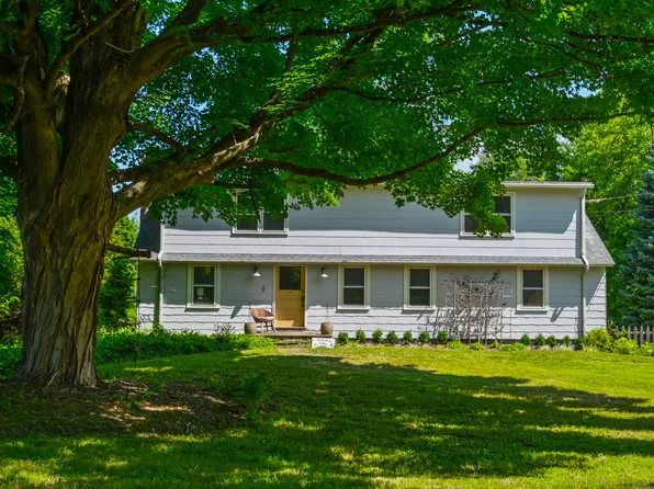 2 Hidden Lane, Sharon, CT 06069