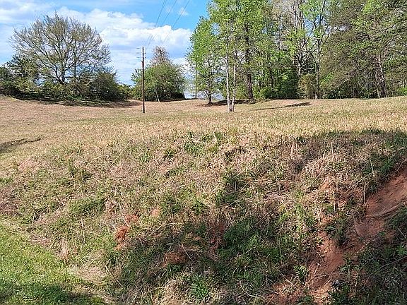2nd image of LOT 0 Clements Rd
