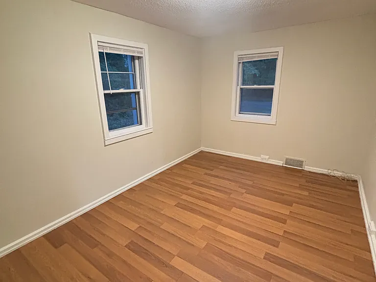 50 Oakdale Ave — Photo 7