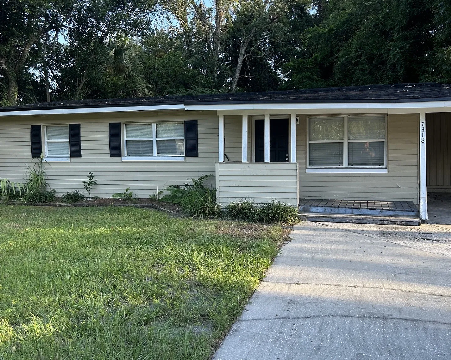 3 bed, 1204 sqft, $1,400 — Photo 1