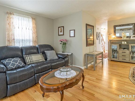 5th image of 152 Summer Street #152