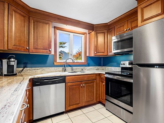 4th image of 18 Harnden Rd