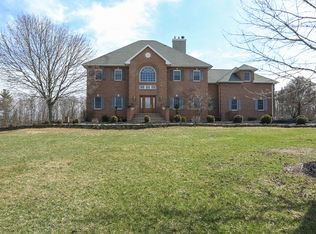 669 Culver Hill Rd, West Pittston, PA 18643