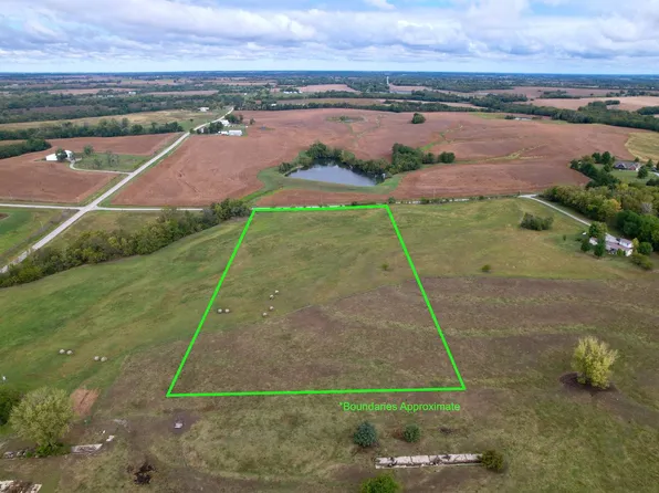 NW Theil Dr, Kidder, MO 64649