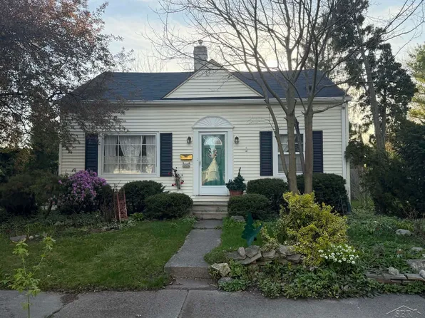 305 S Cornell St, Bay City, MI 48708