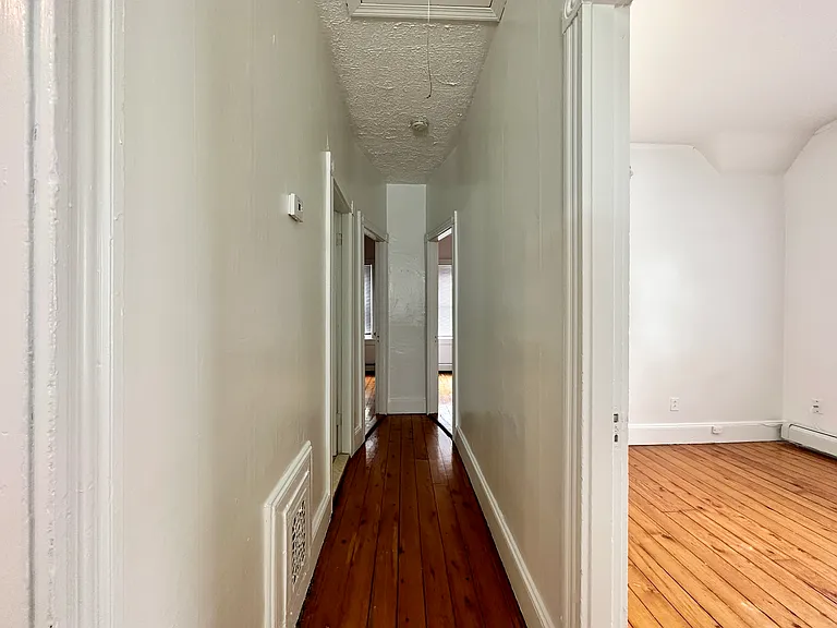 170 Alabama Ave — Photo 21