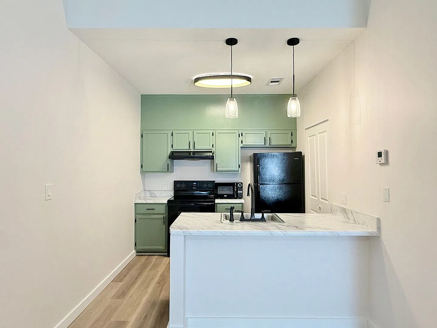 Charming 1-Bedroom Condo - Community Pool — Photo 4