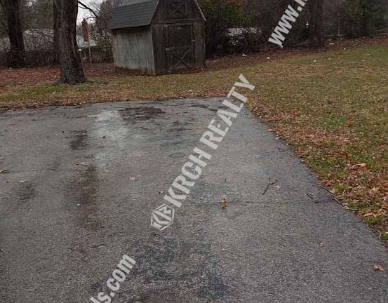 3rd image of 9500 Lewis And Clark Blvd