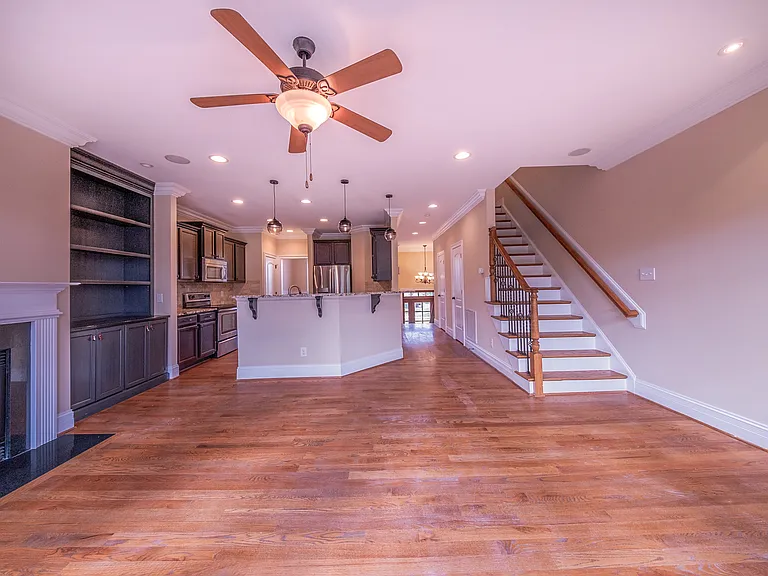 1032 Alemany St — Photo 14